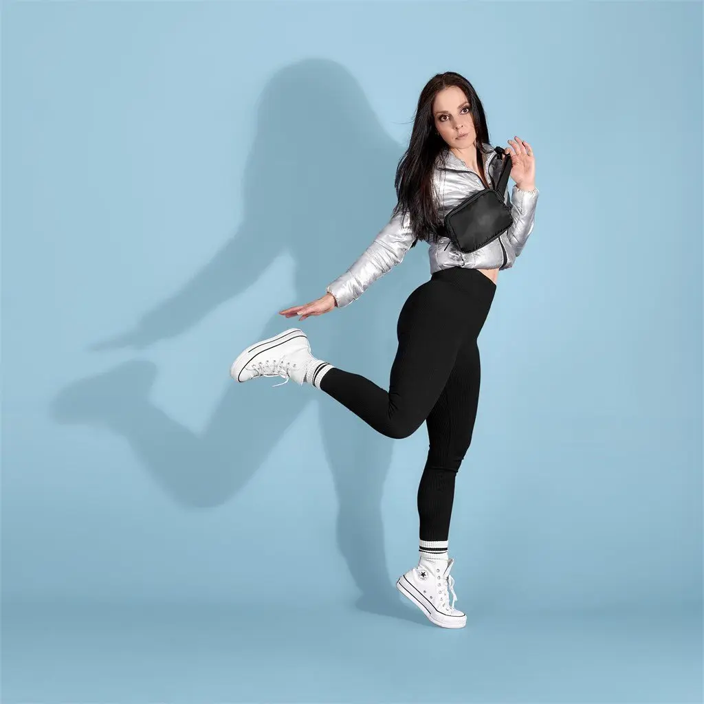 BG-EE-429-B-BG-EE-429-B-LIFESTYLE-37-NO-LOGO_1024X1024.webp